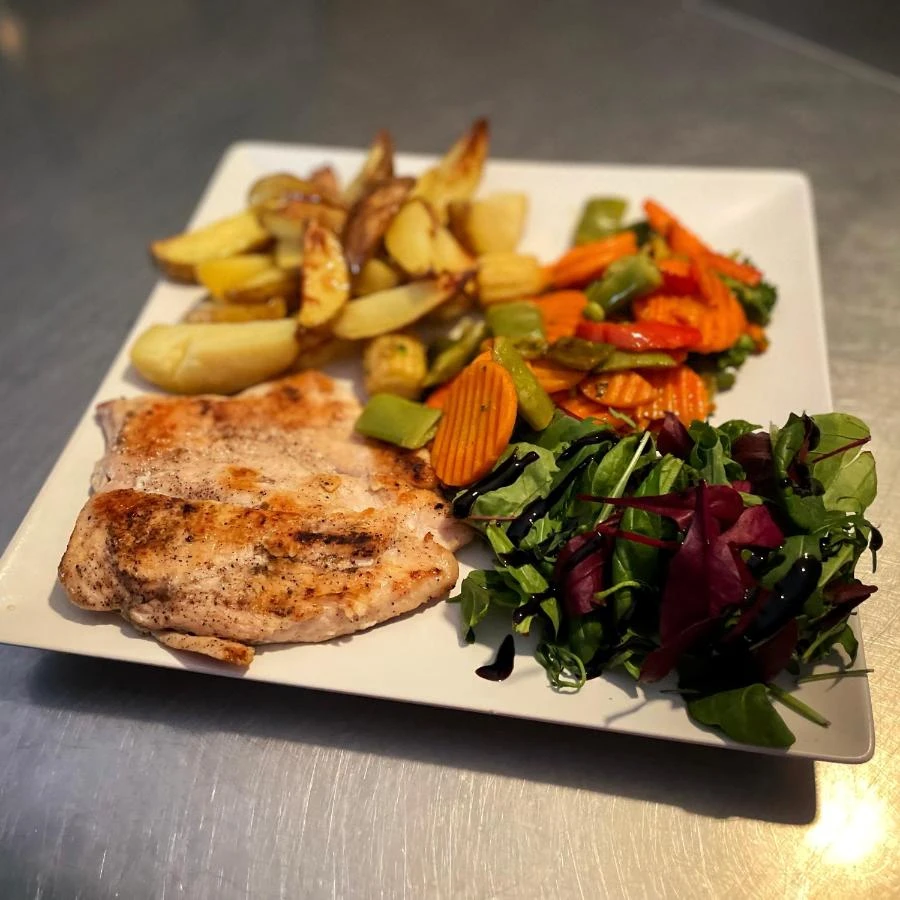 Szászkabánya Szállás | Motel (K1563-3) A kép szerzői jogvédelem alatt állhat. Javasolt a kapcsolatfelvétel a jog tulajdonossal.