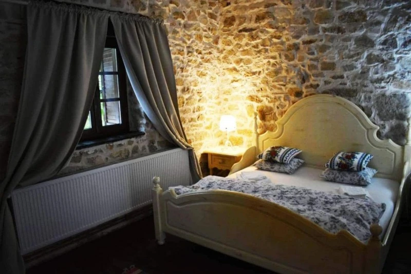 Sasca Montană Cazare | Pensiune (K1563-16) Imaginea poate fi supusă drepturilor de autor. Se recomandă contactarea titularului drepturilor.