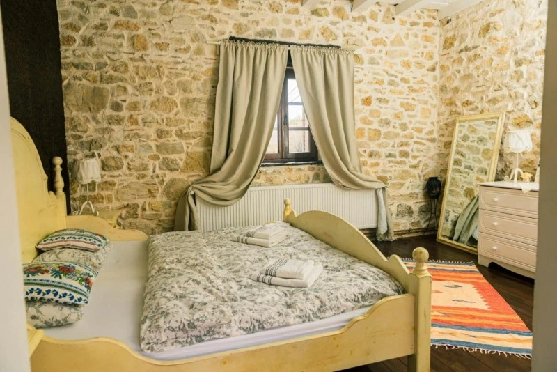 Sasca Montană Cazare | Motel (K1563-24) Imaginea poate fi supusă drepturilor de autor. Se recomandă contactarea titularului drepturilor.