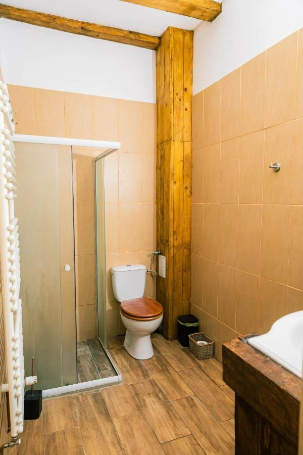 Szászkabánya Szállás | Motel (K1563-27) A kép szerzői jogvédelem alatt állhat. Javasolt a kapcsolatfelvétel a jog tulajdonossal.