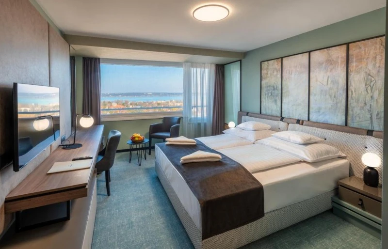 Balatonalmádi Szállás | Hotel**** (K0019-1) A kép szerzői jogvédelem alatt állhat. Javasolt a kapcsolatfelvétel a jog tulajdonossal.