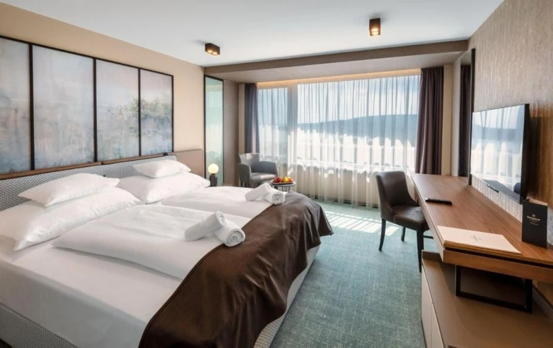  Cazare | Casă de oaspeți (K0019-17) Imaginea poate fi supusă drepturilor de autor. Se recomandă contactarea titularului drepturilor.