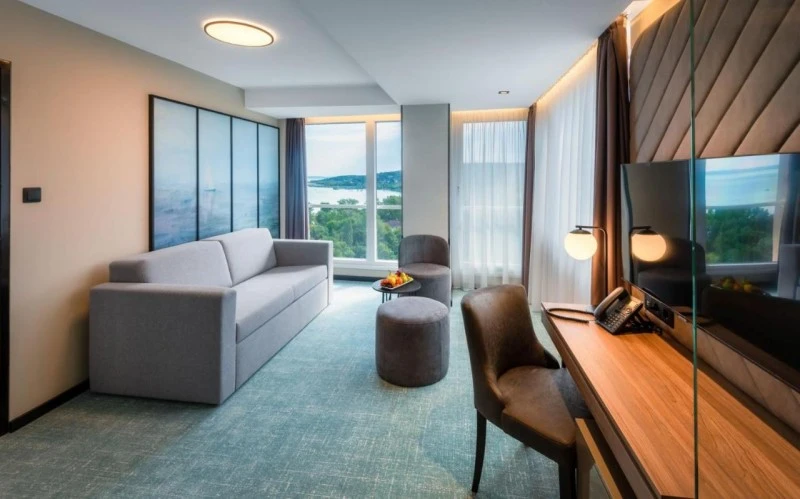  Cazare | Casă de oaspeți (K0019-19) Imaginea poate fi supusă drepturilor de autor. Se recomandă contactarea titularului drepturilor.