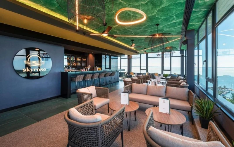  Cazare | Hotel**** (K0019-30) Imaginea poate fi supusă drepturilor de autor. Se recomandă contactarea titularului drepturilor.