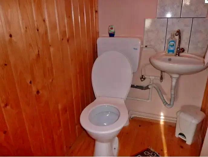 Pârâu Satu Mare Cazare | Cabană (K0506-12) Imaginea poate fi supusă drepturilor de autor. Se recomandă contactarea titularului drepturilor.