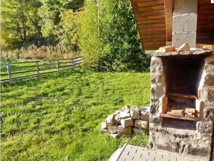 Pârâu Satu Mare Cazare | Cabană (K0506-19) Imaginea poate fi supusă drepturilor de autor. Se recomandă contactarea titularului drepturilor.