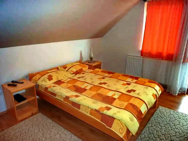 Pârâu Satu Mare Cazare | Casă de oaspeți (K0521-13) Imaginea poate fi supusă drepturilor de autor. Se recomandă contactarea titularului drepturilor.