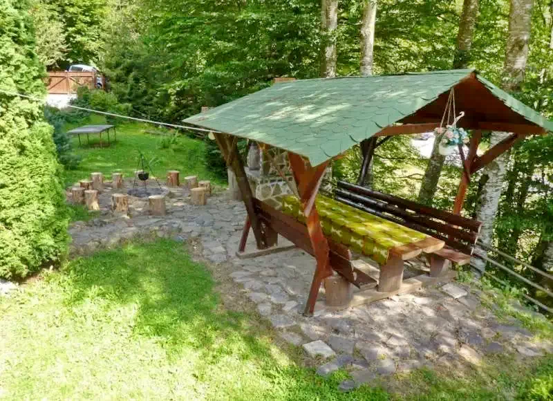 Pârâu Satu Mare Cazare | Cabană (K0524-9) Imaginea poate fi supusă drepturilor de autor. Se recomandă contactarea titularului drepturilor.