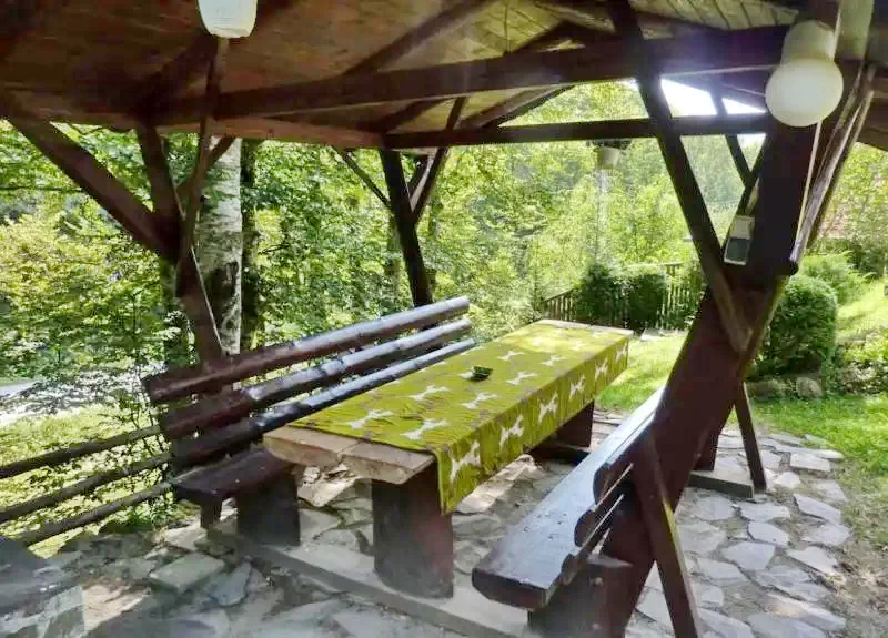 Pârâu Satu Mare Cazare | Cabană (K0524-10) Imaginea poate fi supusă drepturilor de autor. Se recomandă contactarea titularului drepturilor.