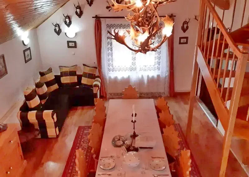 Pârâu Satu Mare Cazare | Cabană (K0526-3) Imaginea poate fi supusă drepturilor de autor. Se recomandă contactarea titularului drepturilor.