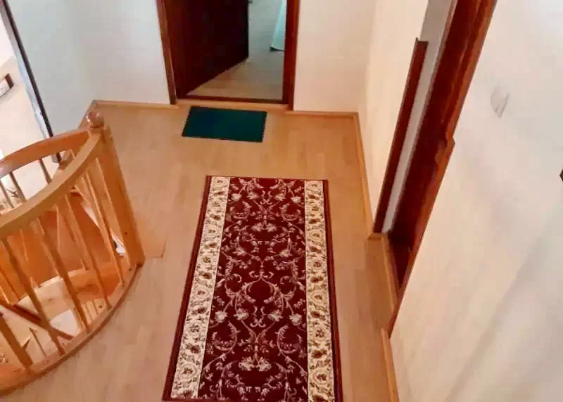 Pârâu Satu Mare Cazare | Cabană (K0526-23) Imaginea poate fi supusă drepturilor de autor. Se recomandă contactarea titularului drepturilor.