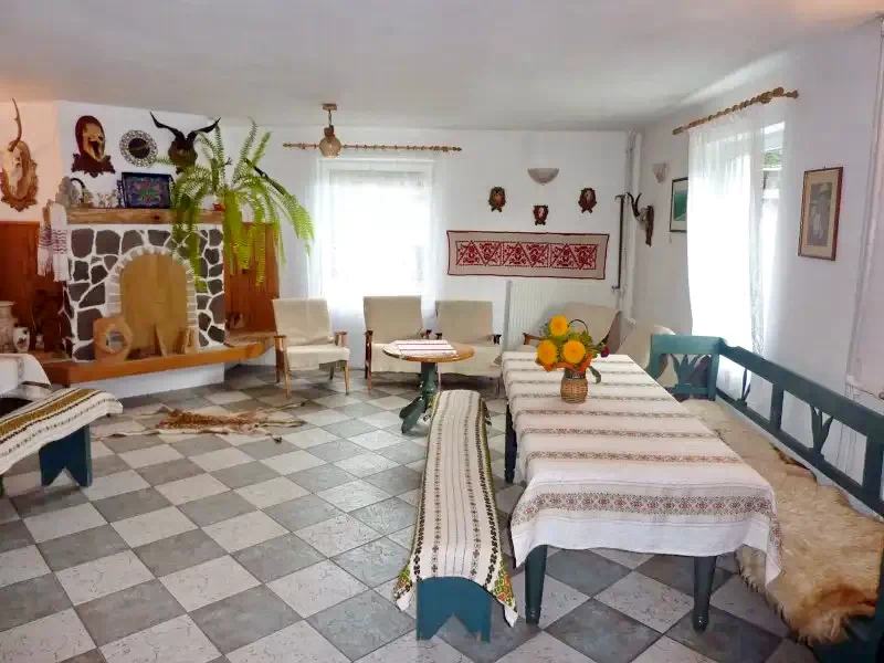 Pârâu Satu Mare Cazare | Cabană (K0745-12) Imaginea poate fi supusă drepturilor de autor. Se recomandă contactarea titularului drepturilor.