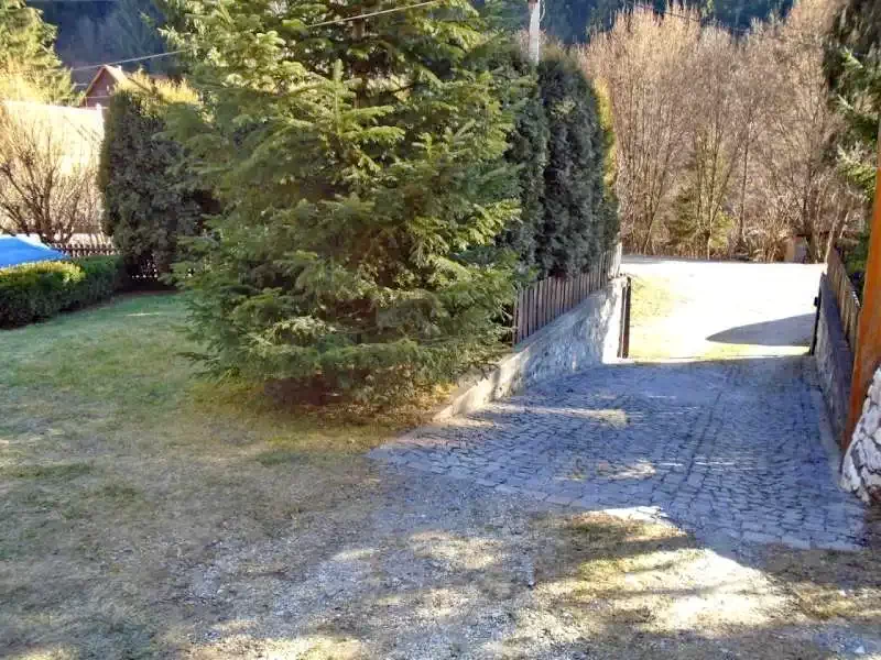 Băile Homorod Cazare | Cabană (K0036-18) Imaginea poate fi supusă drepturilor de autor. Se recomandă contactarea titularului drepturilor.