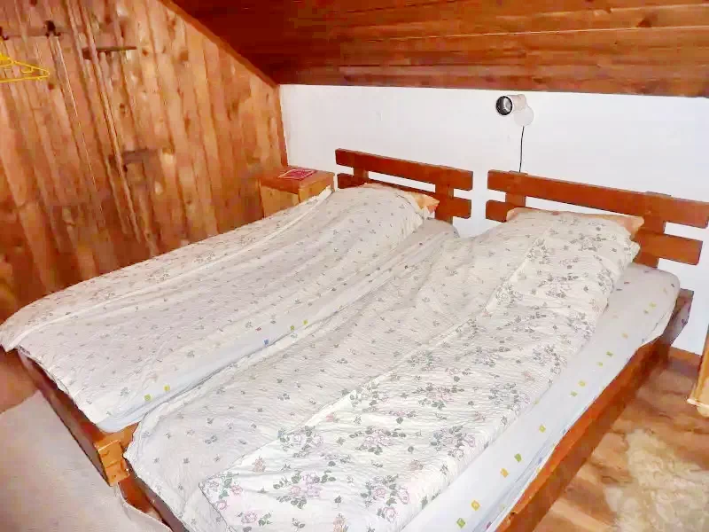 Pârâu Satu Mare Cazare | Cabană (K0731-7) Imaginea poate fi supusă drepturilor de autor. Se recomandă contactarea titularului drepturilor.