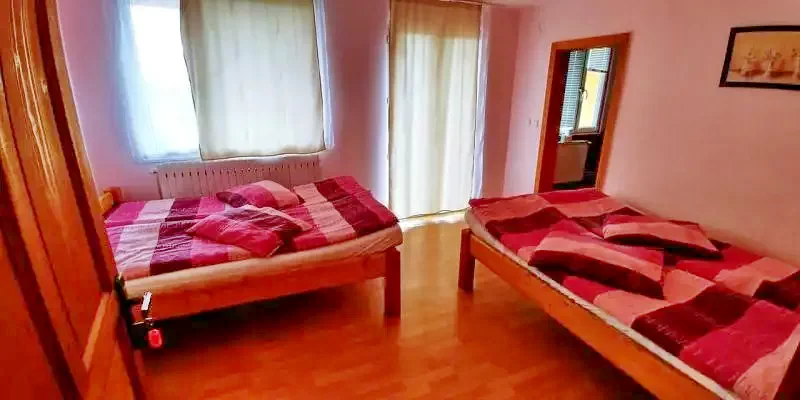 Szállás Bucin - Pensiunea Kamilla*** | Bucsin-tető - Kamilla Panzió***. A kép szerzői jogvédelem alatt állhat. Javasolt a kapcsolatfelvétel a jog tulajdonossal.