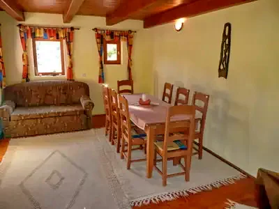 Pârâu Satu Mare Cazare | Cabană (K0529-1) Imaginea poate fi supusă drepturilor de autor. Se recomandă contactarea titularului drepturilor.