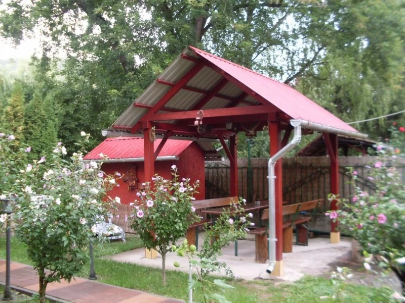  Cazare | Bungalow (K1052-1) Imaginea poate fi supusă drepturilor de autor. Se recomandă contactarea titularului drepturilor.