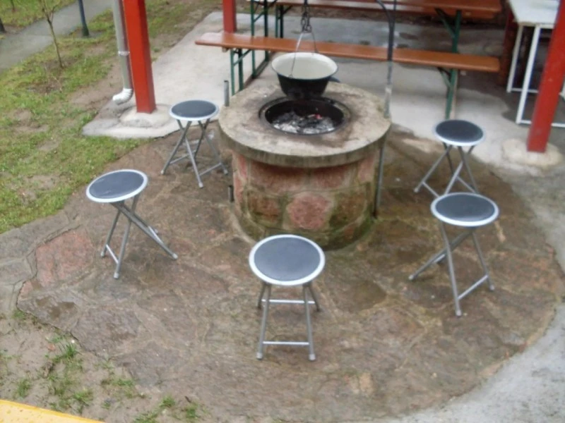  Cazare | Casă de apartamente (K1052-3) Imaginea poate fi supusă drepturilor de autor. Se recomandă contactarea titularului drepturilor.