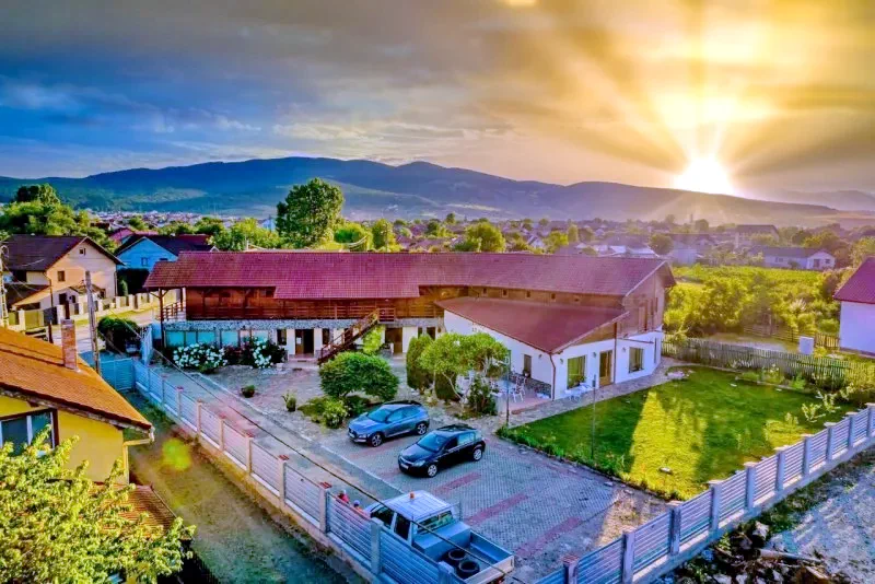 Alba Iulia Cazare | Pensiune (K1180-20) Imaginea poate fi supusă drepturilor de autor. Se recomandă contactarea titularului drepturilor.