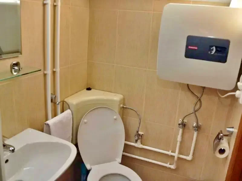 Barajul Zetea Cazare | Cabană (K0486-65) Imaginea poate fi supusă drepturilor de autor. Se recomandă contactarea titularului drepturilor.