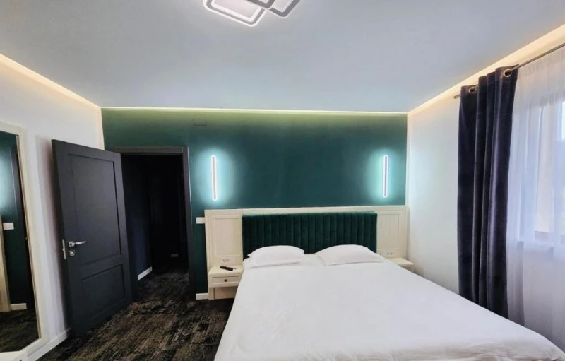 Moldvahosszúmező Szállás | Hotel*** (K1564-33) A kép szerzői jogvédelem alatt állhat. Javasolt a kapcsolatfelvétel a jog tulajdonossal.