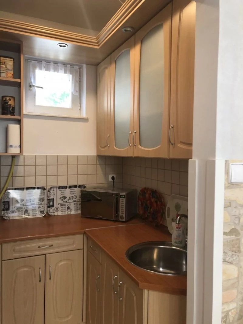  Cazare | Bungalow (K0533-6) Imaginea poate fi supusă drepturilor de autor. Se recomandă contactarea titularului drepturilor.