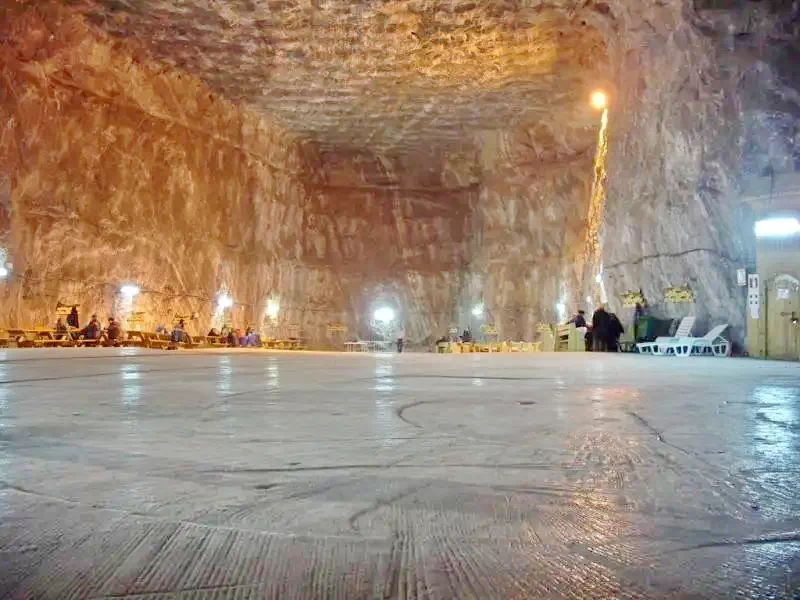 Bucsin-tető Szállás | Kemping faházak (K0613-32) A kép szerzői jogvédelem alatt állhat. Javasolt a kapcsolatfelvétel a jog tulajdonossal.