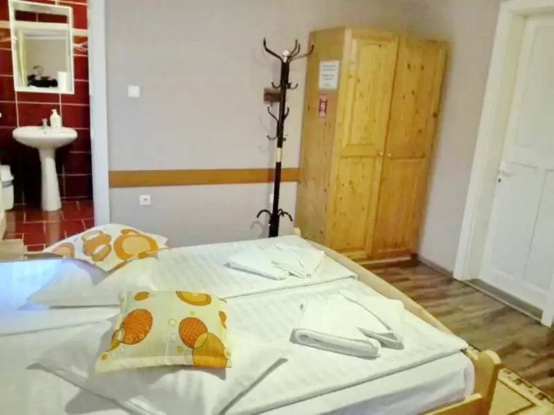 Szállás Odorheiu Secuiesc - Hostel Tranzit*** | Székelyudvarhely - Tranzit Hostel***. A kép szerzői jogvédelem alatt állhat. Javasolt a kapcsolatfelvétel a jog tulajdonossal.