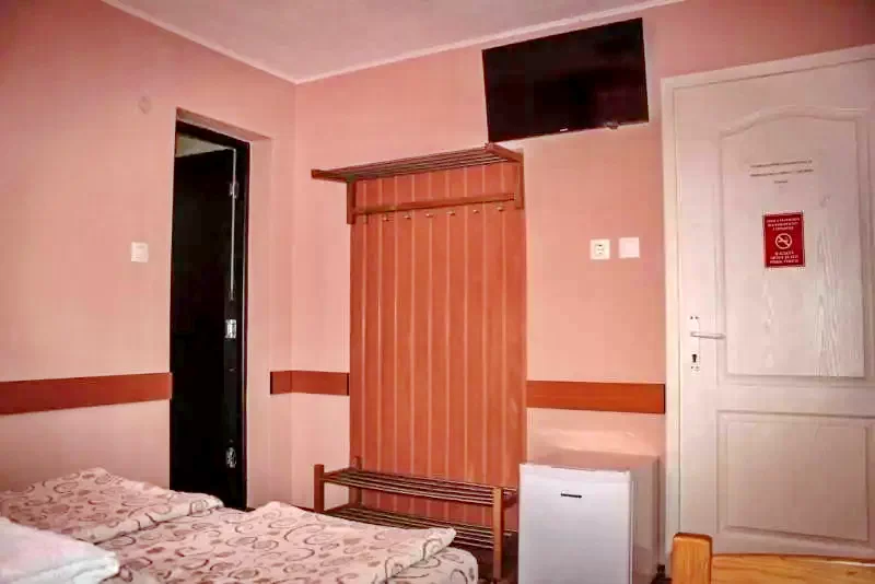 Szállás Odorheiu Secuiesc - Hostel Tranzit*** | Székelyudvarhely - Tranzit Hostel***. A kép szerzői jogvédelem alatt állhat. Javasolt a kapcsolatfelvétel a jog tulajdonossal.
