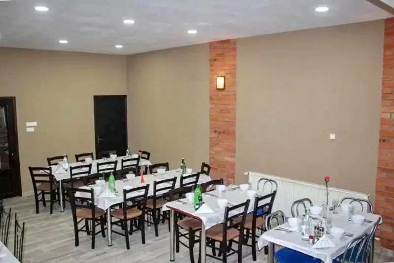 Szállás Odorheiu Secuiesc - Hostel Tranzit*** | Székelyudvarhely - Tranzit Hostel***. A kép szerzői jogvédelem alatt állhat. Javasolt a kapcsolatfelvétel a jog tulajdonossal.