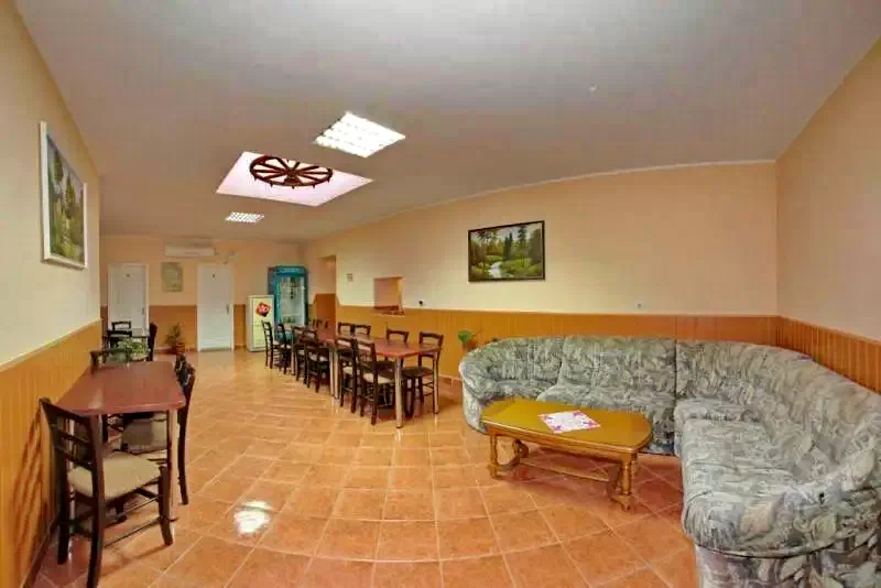 Szállás Odorheiu Secuiesc - Hostel Tranzit*** | Székelyudvarhely - Tranzit Hostel***. A kép szerzői jogvédelem alatt állhat. Javasolt a kapcsolatfelvétel a jog tulajdonossal.