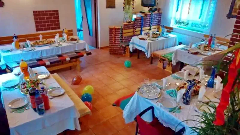 Sinfalva Szállás | Panzió (K0114-2) A kép szerzői jogvédelem alatt állhat. Javasolt a kapcsolatfelvétel a jog tulajdonossal.