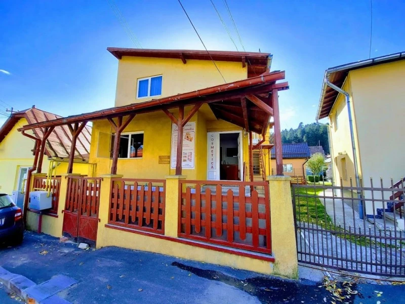 Bușteni Szállás | Vendégház (K1045-6) A kép szerzői jogvédelem alatt állhat. Javasolt a kapcsolatfelvétel a jog tulajdonossal.