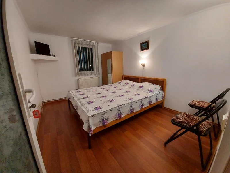 Bușteni Szállás | Vendégház (K1045-25) A kép szerzői jogvédelem alatt állhat. Javasolt a kapcsolatfelvétel a jog tulajdonossal.
