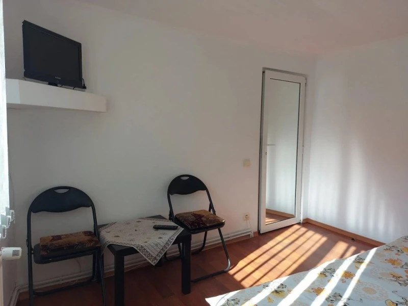 Bușteni Szállás | Vendégház (K1045-26) A kép szerzői jogvédelem alatt állhat. Javasolt a kapcsolatfelvétel a jog tulajdonossal.