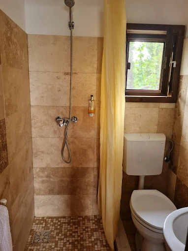 Turda Cazare | Pensiune (K1523-56) Imaginea poate fi supusă drepturilor de autor. Se recomandă contactarea titularului drepturilor.