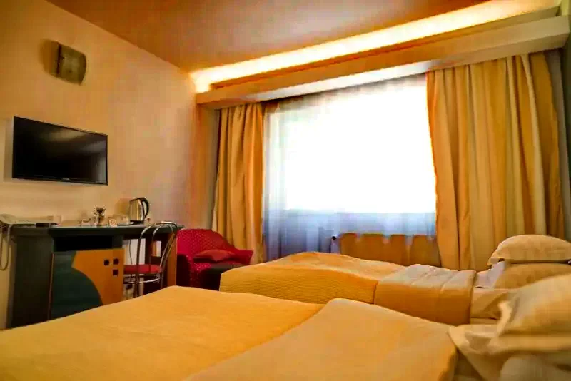 Szállás Sfântu Gheorghe - BEST WESTERN Hotel Park*** | Sepsiszentgyörgy - BEST WESTERN Park Hotel***. A kép szerzői jogvédelem alatt állhat. Javasolt a kapcsolatfelvétel a jog tulajdonossal.