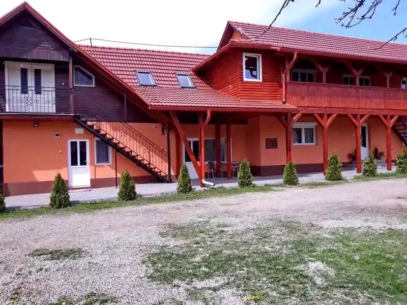 Parajd Szállás | Panzió (K0148-41) A kép szerzői jogvédelem alatt állhat. Javasolt a kapcsolatfelvétel a jog tulajdonossal.