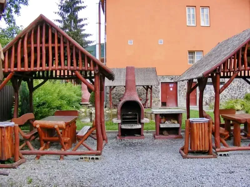 Szállás Praid - Pensiunea Praid *** | Parajd - Parajd Panzió ***. A kép szerzői jogvédelem alatt állhat. Javasolt a kapcsolatfelvétel a jog tulajdonossal.