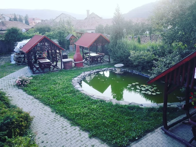 Praid Cazare | Pensiune (K0762-60) Imaginea poate fi supusă drepturilor de autor. Se recomandă contactarea titularului drepturilor.