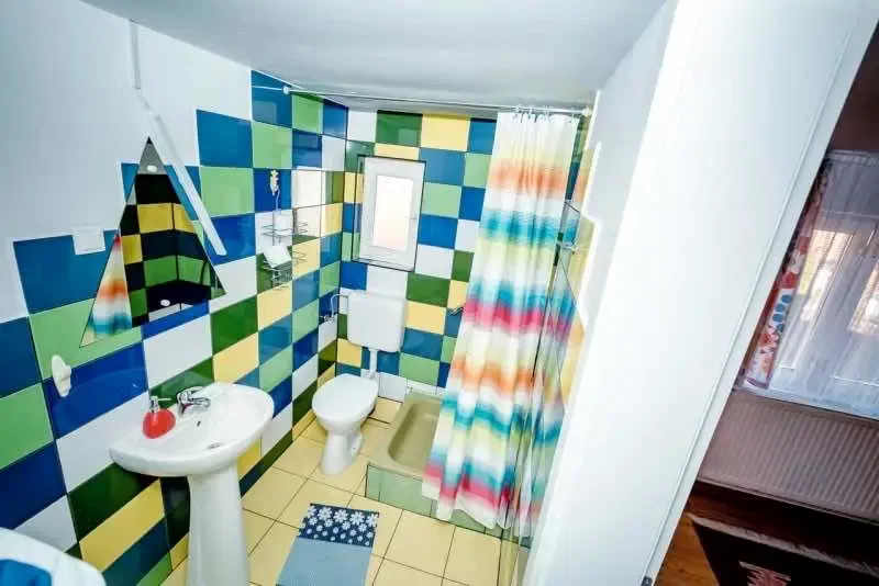 Praid Cazare | Pensiune (K0976-37) Imaginea poate fi supusă drepturilor de autor. Se recomandă contactarea titularului drepturilor.