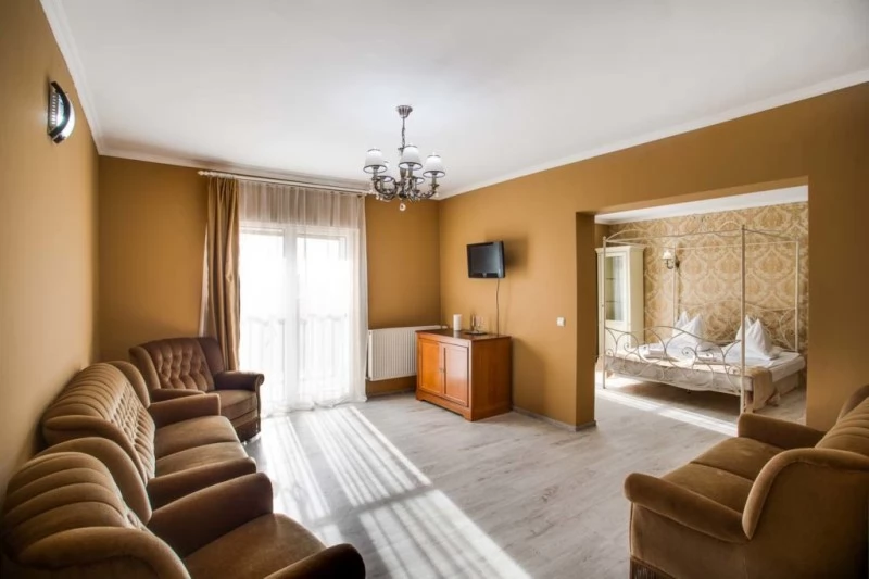 Tordatúr Szállás | Turisztikai panzió (K1441-56) A kép szerzői jogvédelem alatt állhat. Javasolt a kapcsolatfelvétel a jog tulajdonossal.