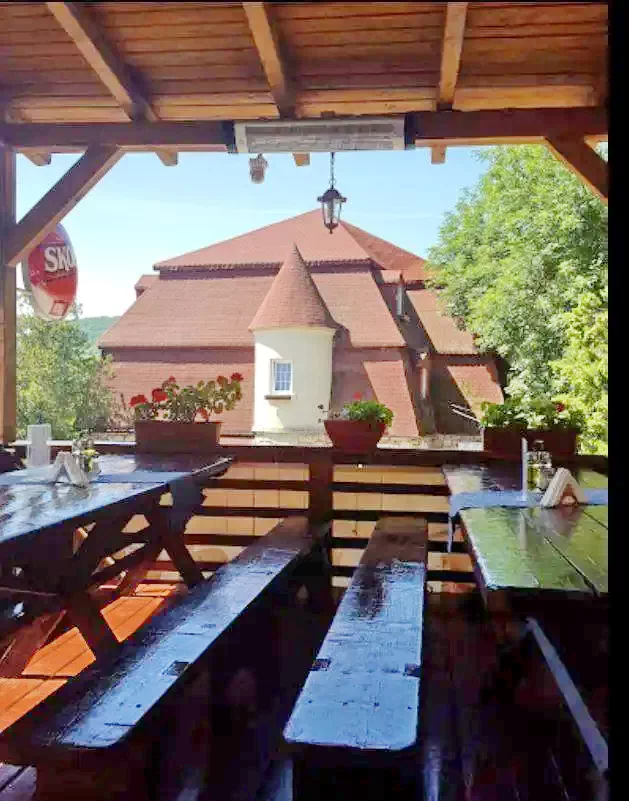 Cheia Cazare | Motel (K0442-12) Imaginea poate fi supusă drepturilor de autor. Se recomandă contactarea titularului drepturilor.