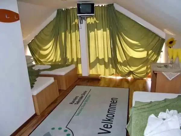 Szállás Câmpia Turzii - Hotel Tiver** | Aranyosgyéres - Hotel Tiver** . A kép szerzői jogvédelem alatt állhat. Javasolt a kapcsolatfelvétel a jog tulajdonossal.