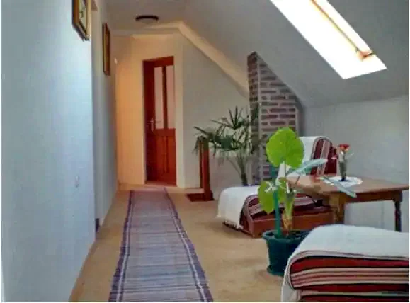 Mugeni Cazare | Hotel**** (K0465-7) Imaginea poate fi supusă drepturilor de autor. Se recomandă contactarea titularului drepturilor.