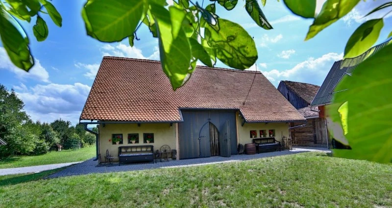 Mugeni Cazare | Casă de oaspeți (K0465-27) Imaginea poate fi supusă drepturilor de autor. Se recomandă contactarea titularului drepturilor.