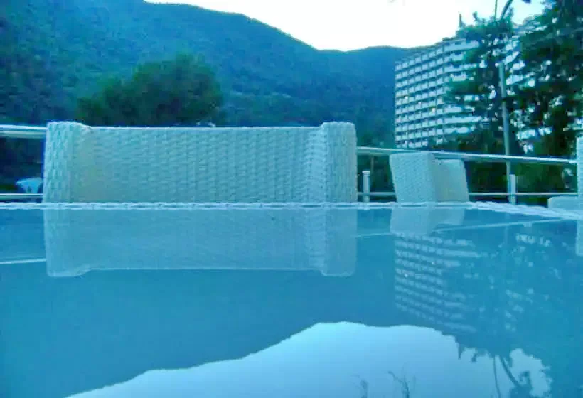 Herkulesfürdő Szállás | Turisztikai panzió (K0878-1) A kép szerzői jogvédelem alatt állhat. Javasolt a kapcsolatfelvétel a jog tulajdonossal.