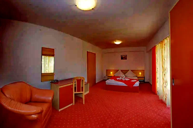 Szállás Băile Herculane - Hotel International *** | Herkulesfürdő - International Hotel ***. A kép szerzői jogvédelem alatt állhat. Javasolt a kapcsolatfelvétel a jog tulajdonossal.