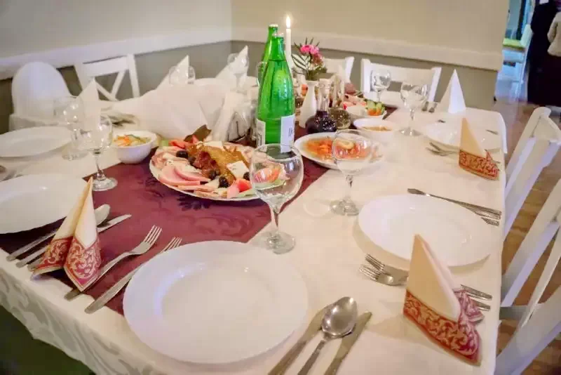 Miercurea Ciuc Cazare | Hotel** (K1402-3) Imaginea poate fi supusă drepturilor de autor. Se recomandă contactarea titularului drepturilor.