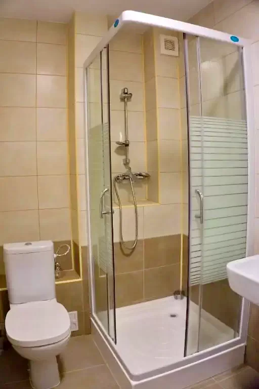 Csíkszereda Szállás | Hotel** (K1402-24) A kép szerzői jogvédelem alatt állhat. Javasolt a kapcsolatfelvétel a jog tulajdonossal.